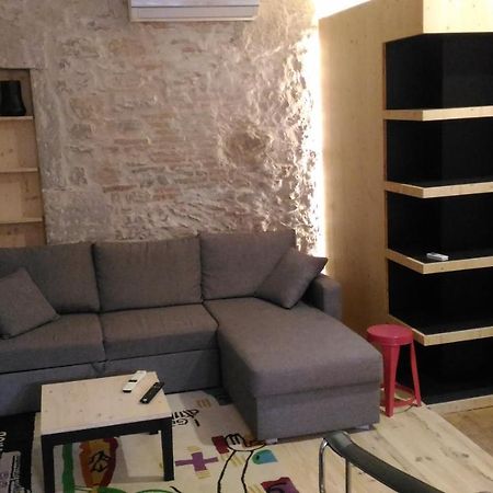 Lons Appartement T1 Centre Ville Экстерьер фото