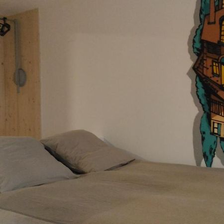Lons Appartement T1 Centre Ville Экстерьер фото